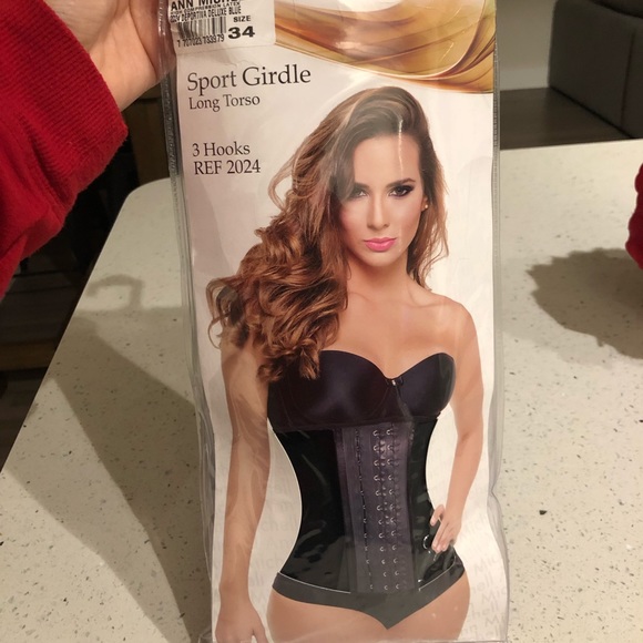 3 hooks waist trainer - Picture 3 of 4